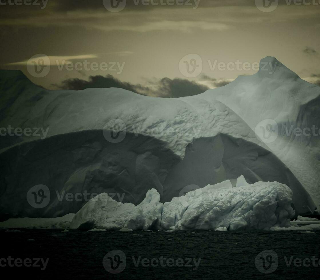 selvaggio congelato paesaggio, Antartide foto