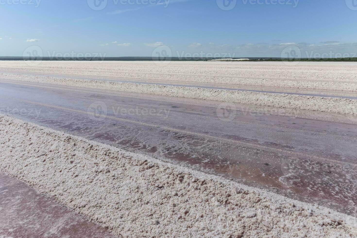 salato laguna preparato per estratto crudo sale, estrazione industria nel argentina foto