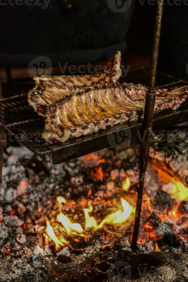 maiale costole barbecue , patagonia, argentina foto