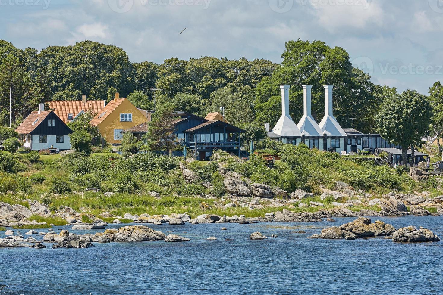 fumo case tipiche per il piccolo villaggio di svaneke sull'isola di Bornholm, danimarca foto