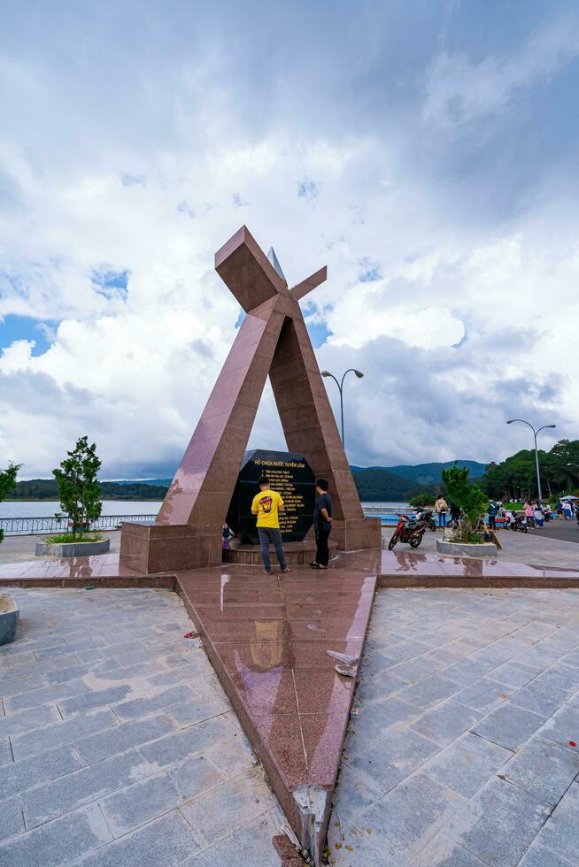 da lat, viet nam - 4 giugno 2023 bellissimo di tuyen lam lago nel da lat, Vietnam. foto