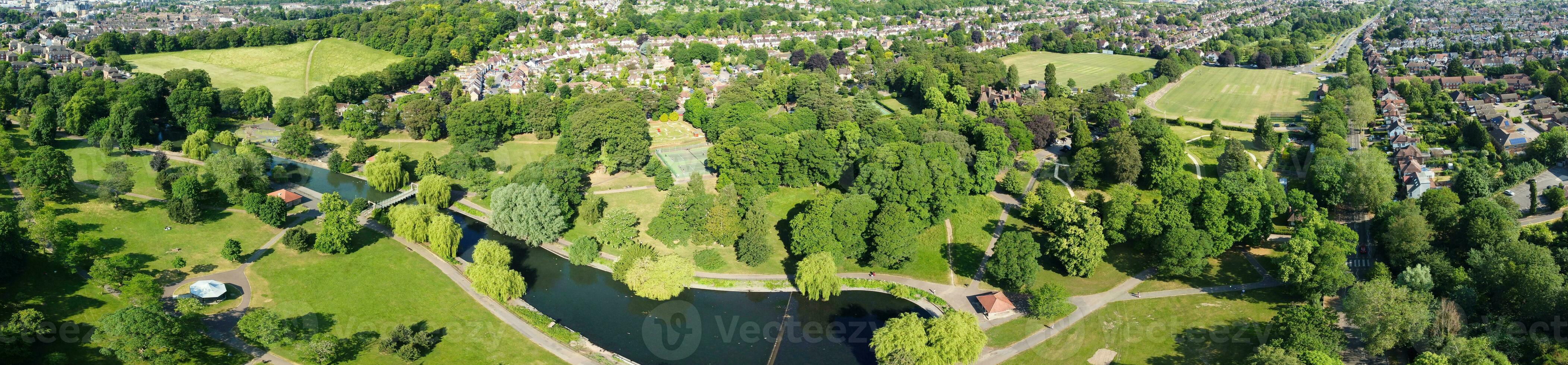 bellissimo Visualizza di luton cittadina di Inghilterra UK. Immagine era catturato su giugno 16 ° 2023 foto