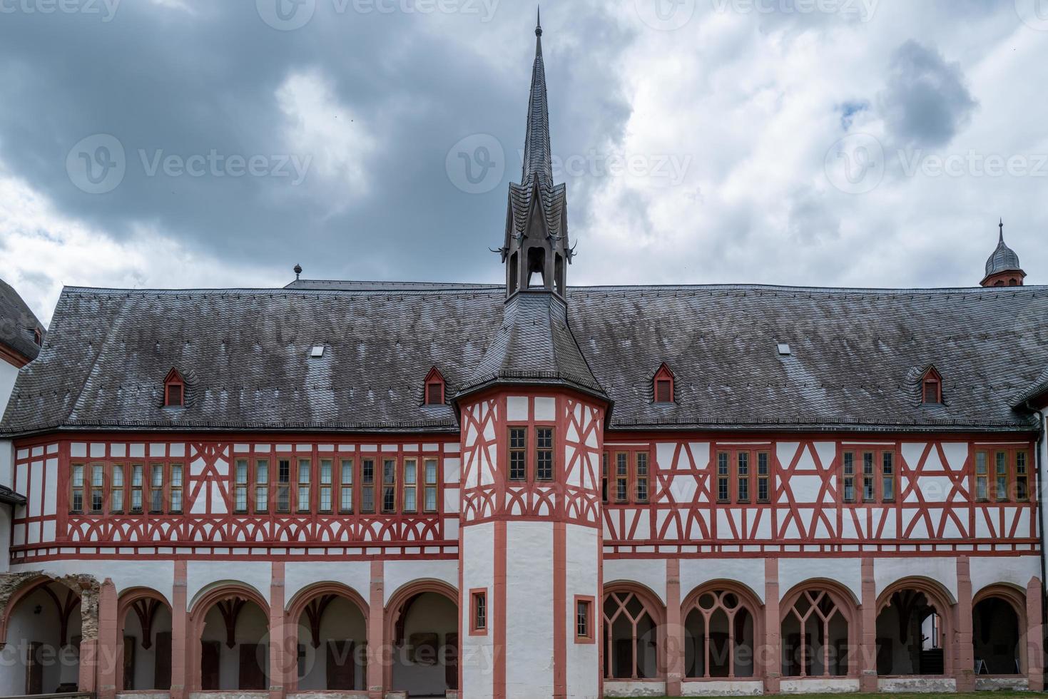 kloster eberbach a eltville in germania foto