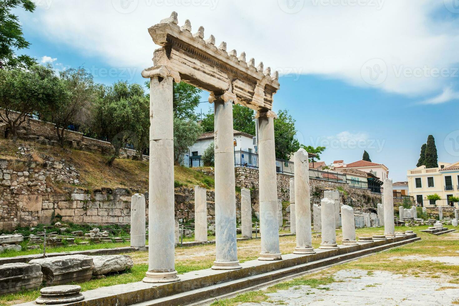 antico rovine a il romano agorà collocato per il nord di il acropoli nel Atene foto