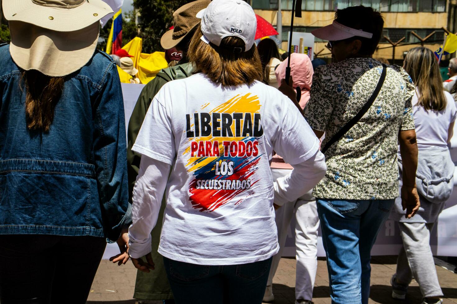 bogotà, Colombia, giugno 2023, tranquillo, calmo protesta marce contro il governo di gustavo petro chiamato la marcha de la maioria foto