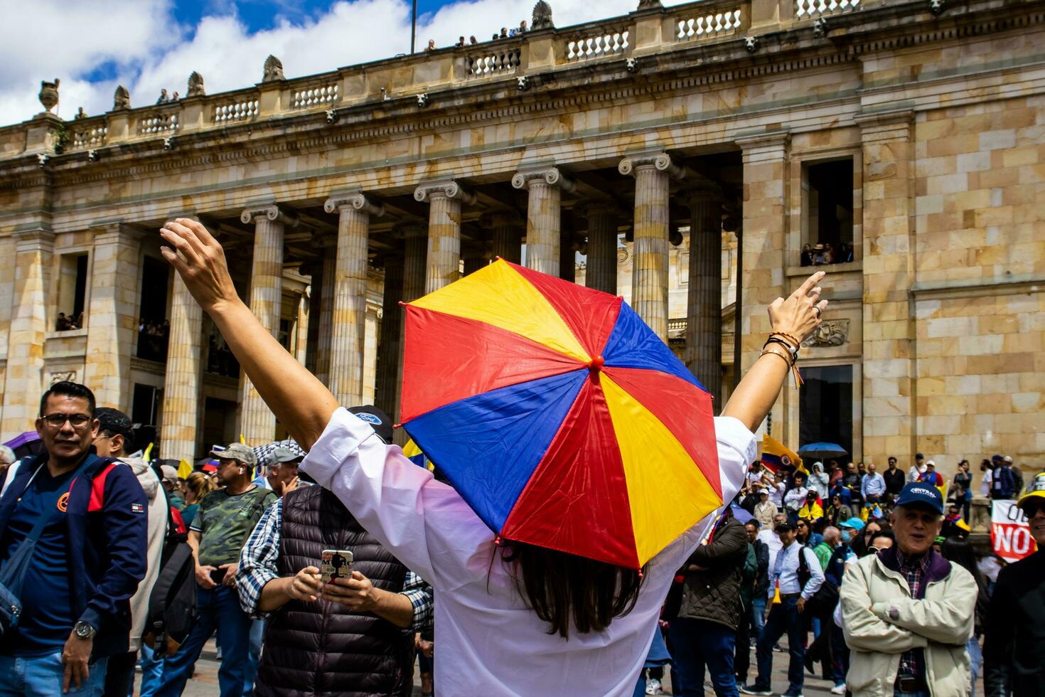 bogotà, Colombia, giugno 2023, tranquillo, calmo protesta marce contro il governo di gustavo petro chiamato la marcha de la maioria foto