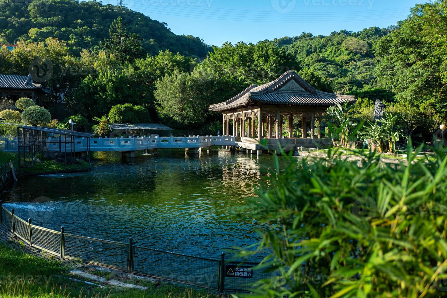 parco del museo del palazzo gugong a taipei a taiwan foto