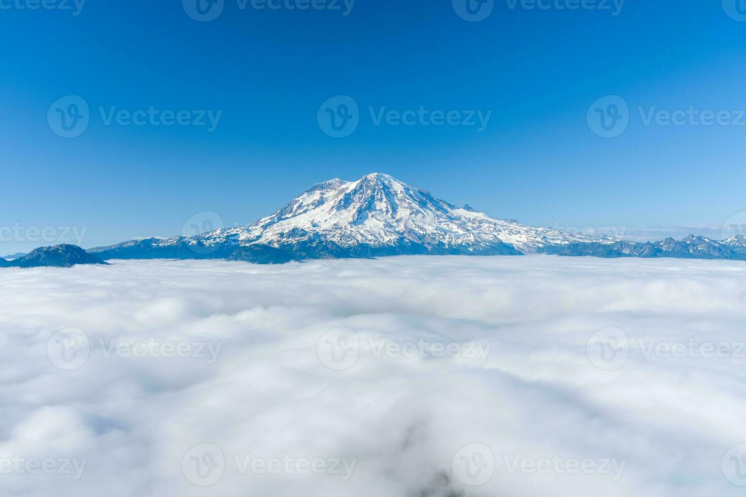 montare più piovoso a partire dal alto roccia attenzione foto