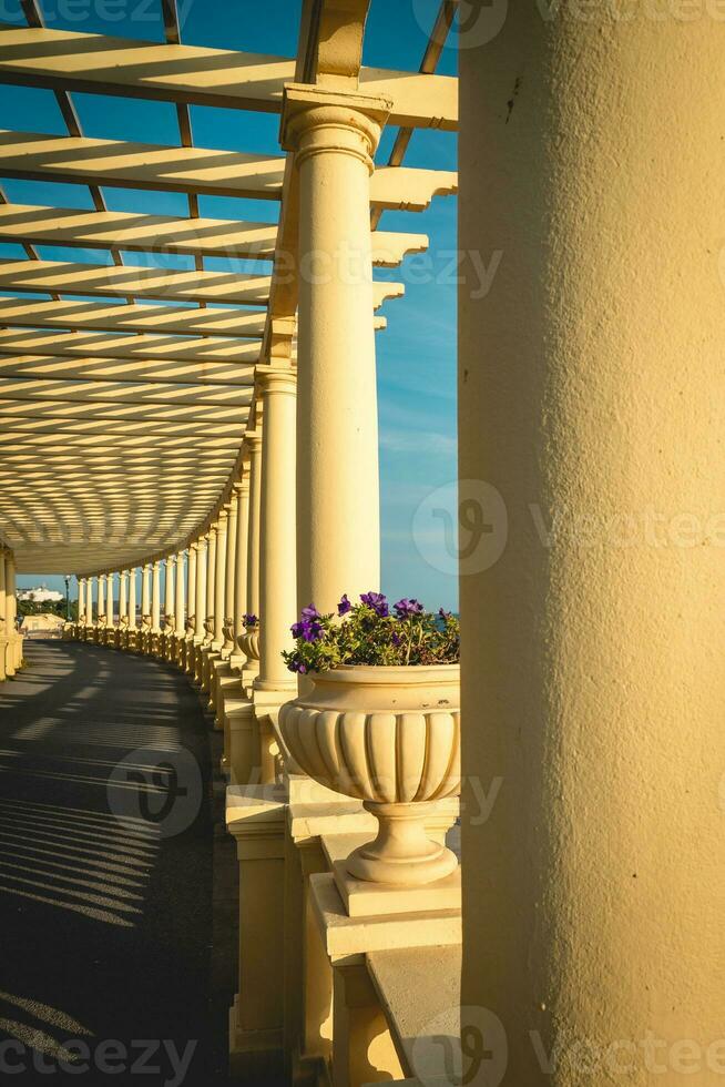 lasso di tempo a partire dal un' nuvoloso tramonto a partire dal braga Portogallo foto