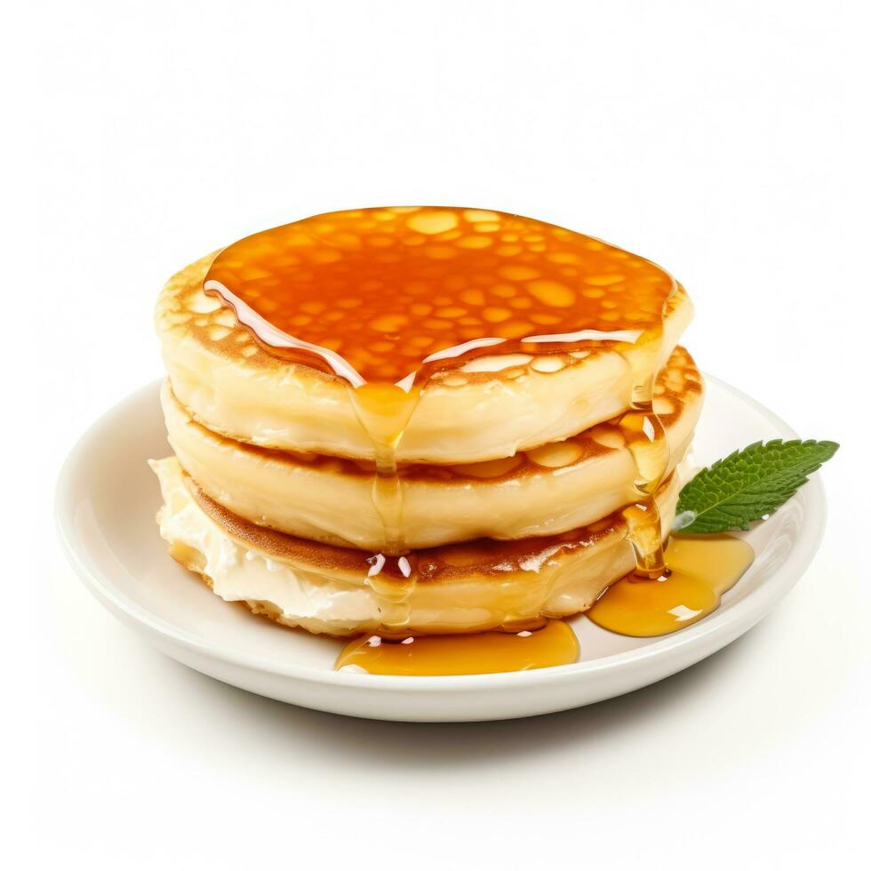 coppia di soffio Villetta formaggio Pancakes con miele isolato su bianca sfondo foto