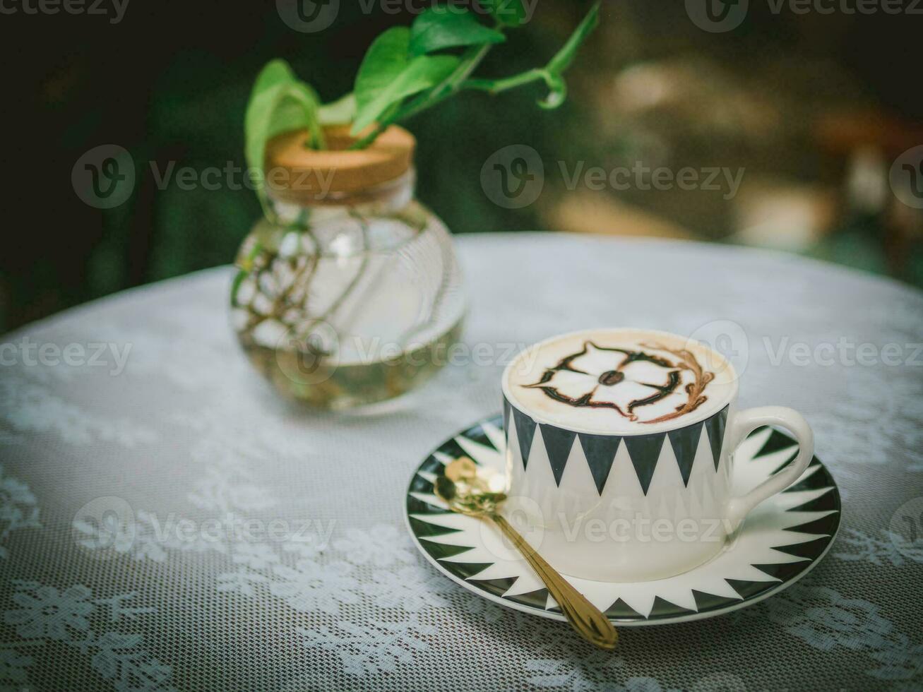 fresco caffè nel il mattina foto