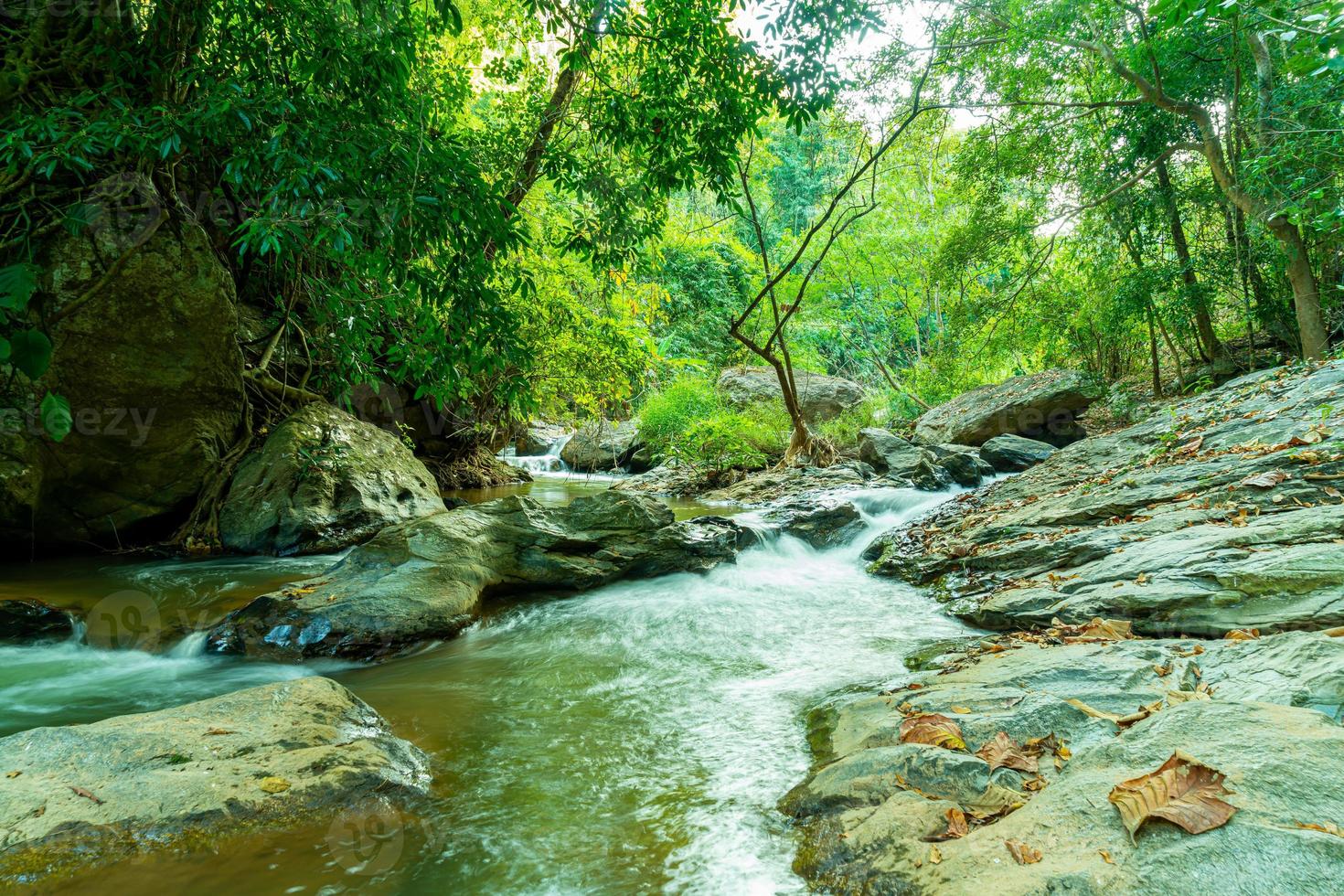 mae sa cascata in thailandia foto