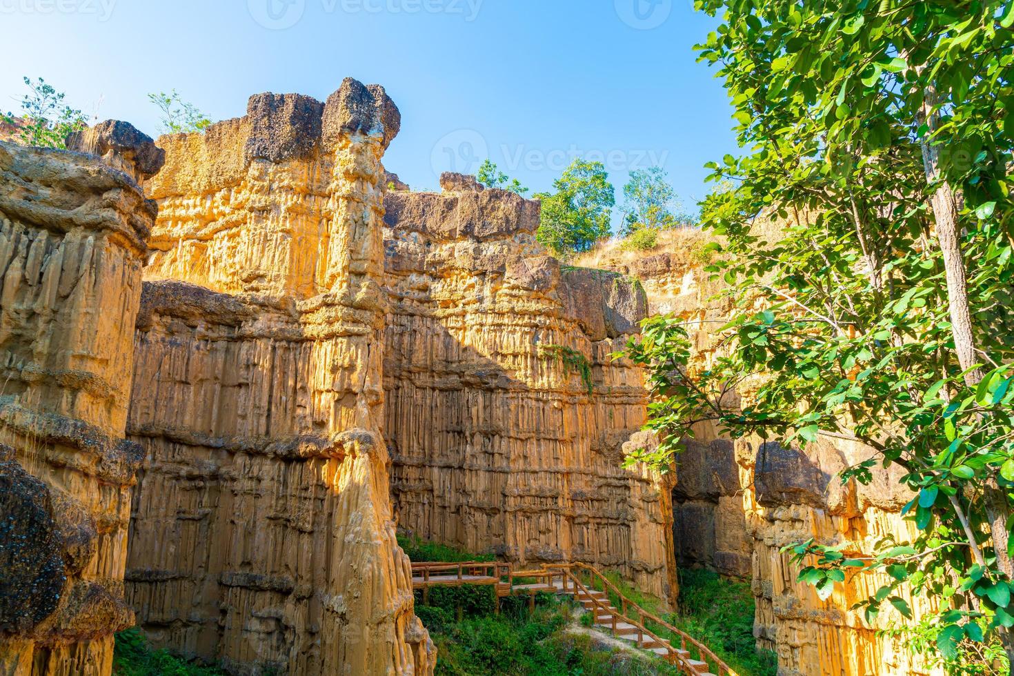 pha chor o il grand canyon chiangmai nel parco nazionale di mae wang, chiang mai, thailandia foto