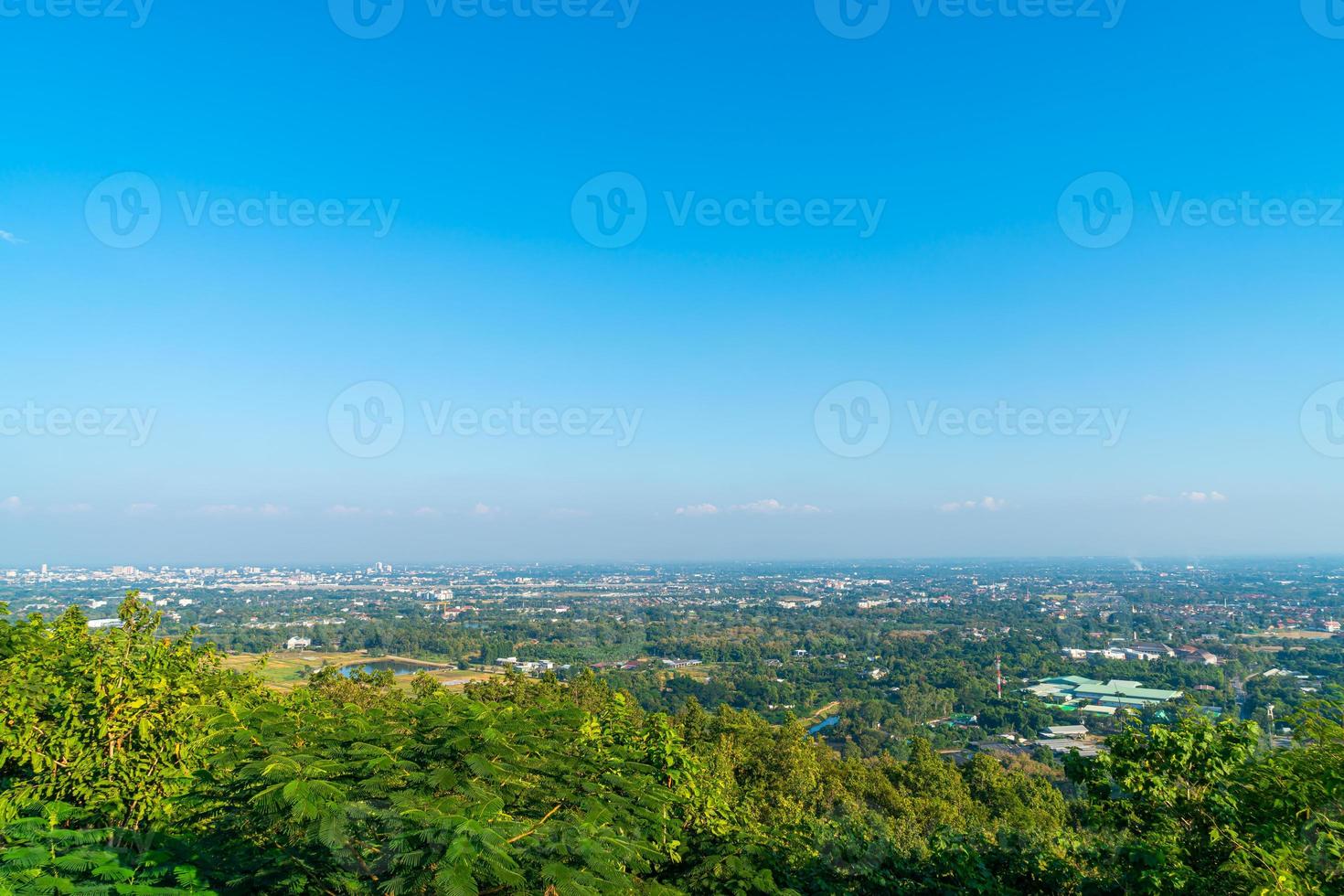 skyline della città di chiang mai in thailandia foto