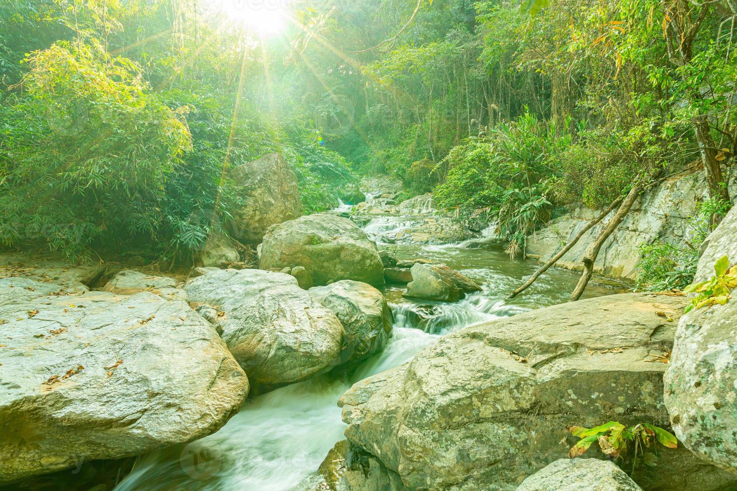 mae sa cascata in thailandia foto