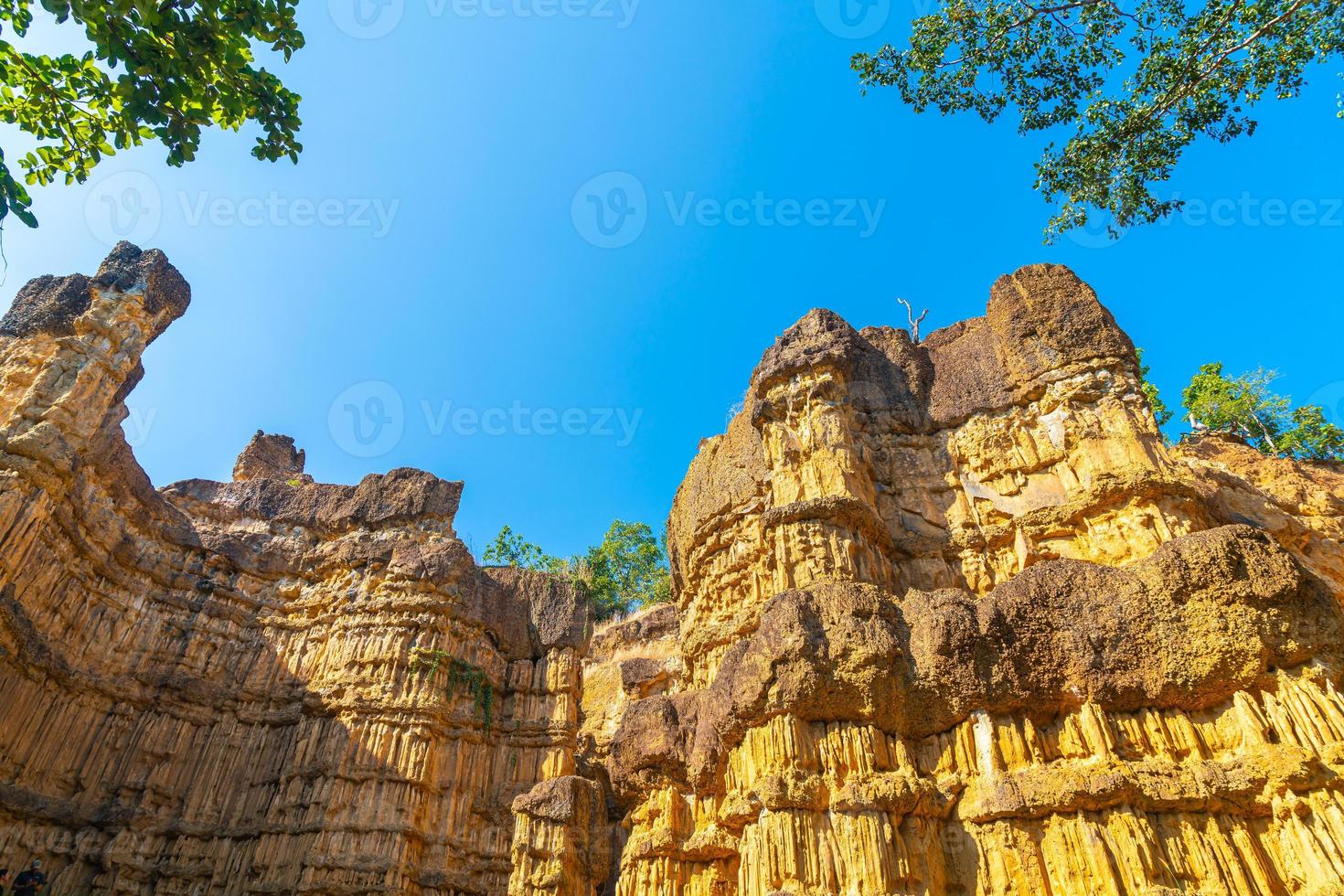 pha chor o il grand canyon chiangmai nel parco nazionale di mae wang, chiang mai, thailandia foto