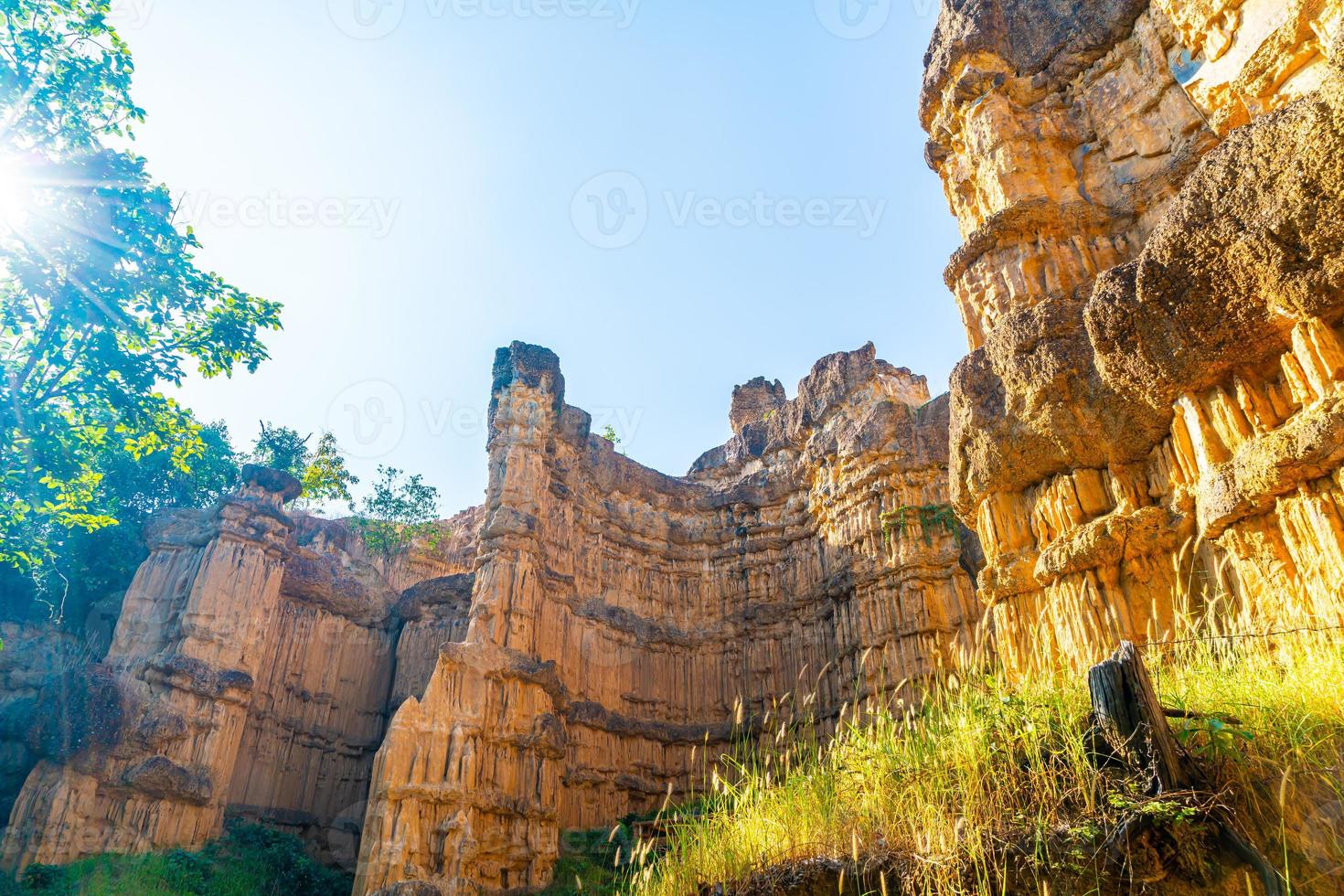 pha chor o il grand canyon chiangmai nel parco nazionale di mae wang, chiang mai, thailandia foto