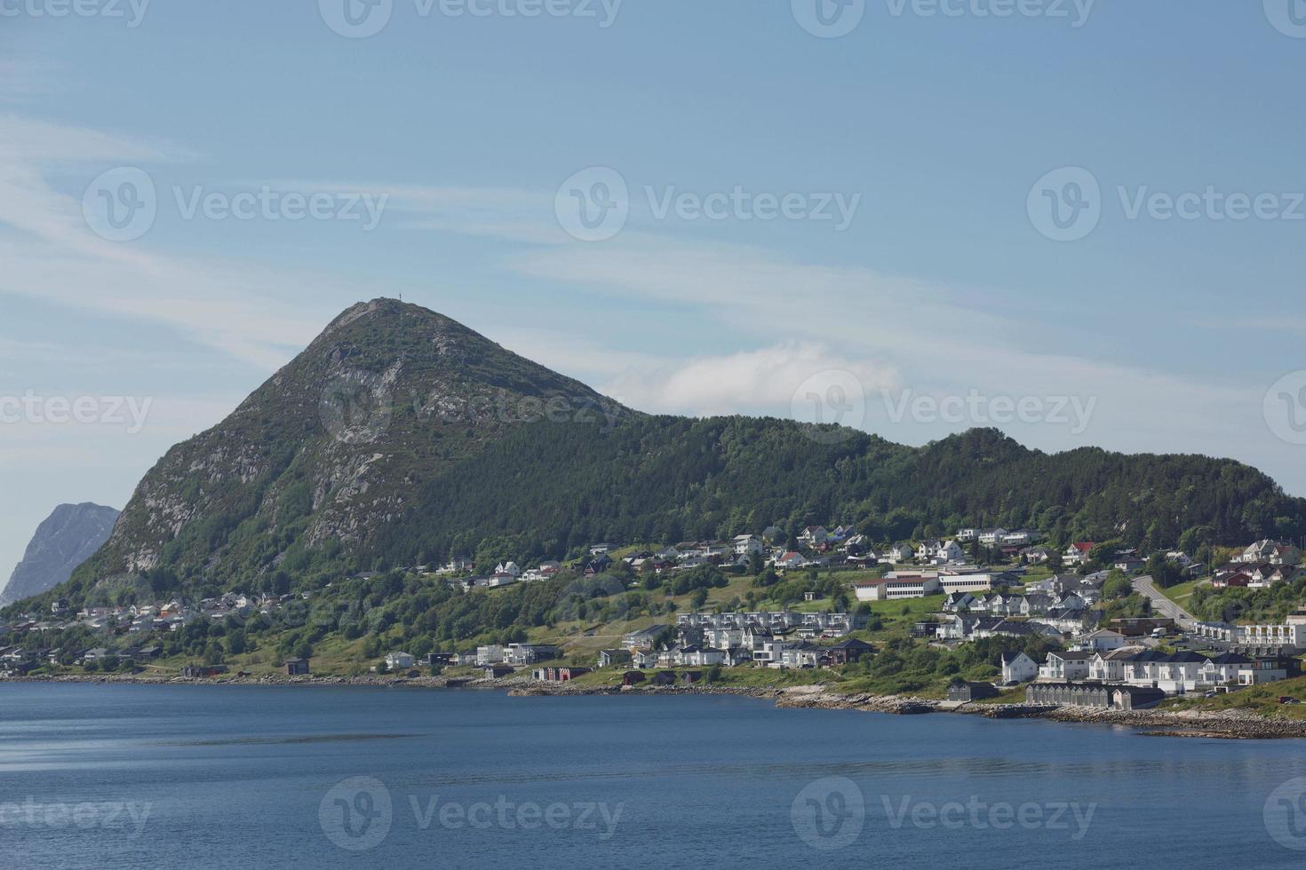 bella vista di alesund, norvegia foto