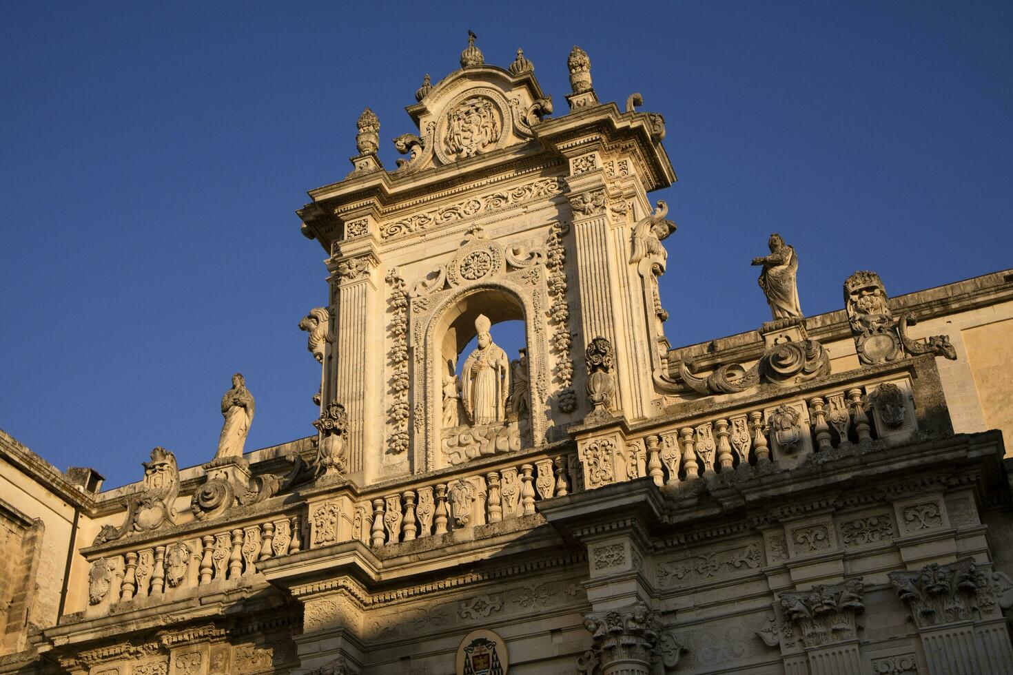 lecce piazza di il Cattedrale foto