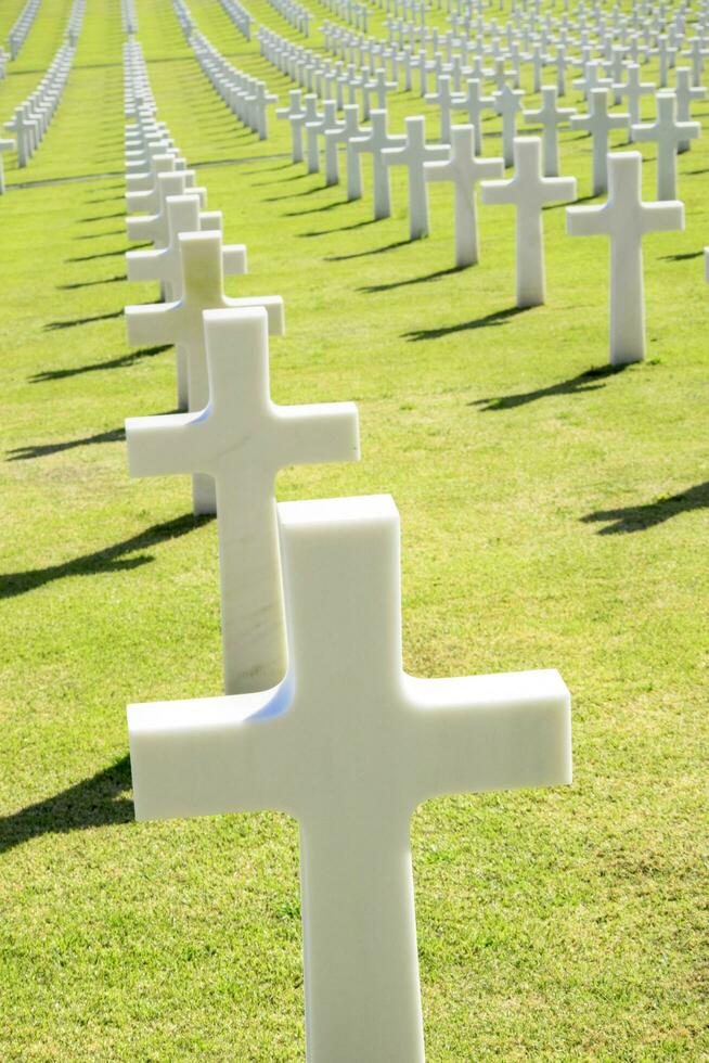 il bianca croci di il guerra cimitero nel Firenze foto