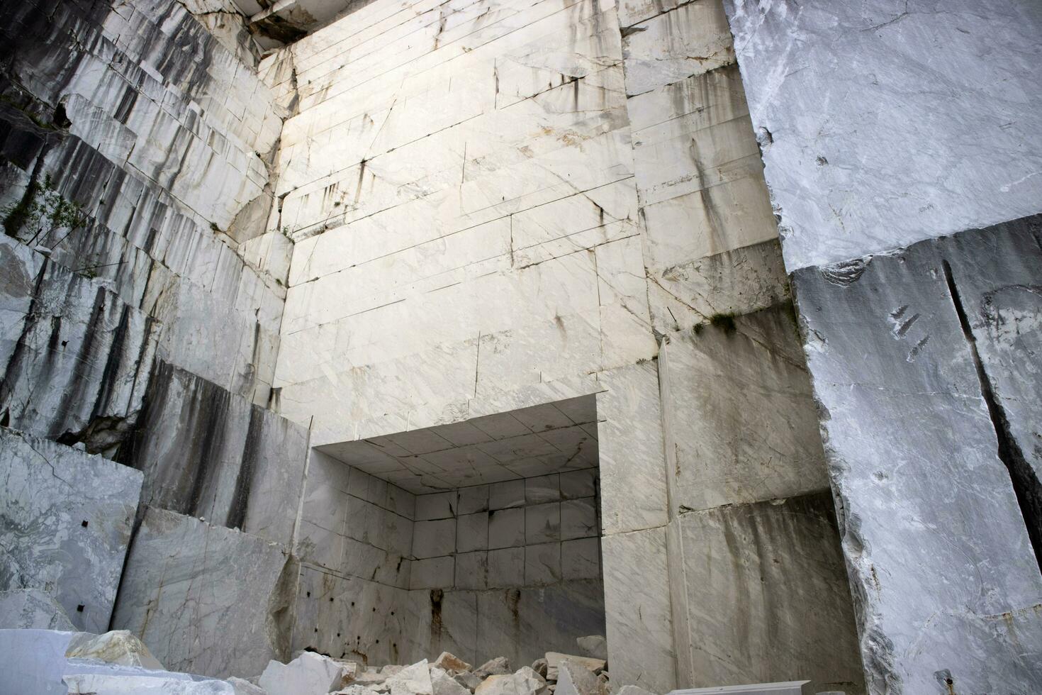 dettagli di un' cava per il estrazione di carrara marmo Italia foto