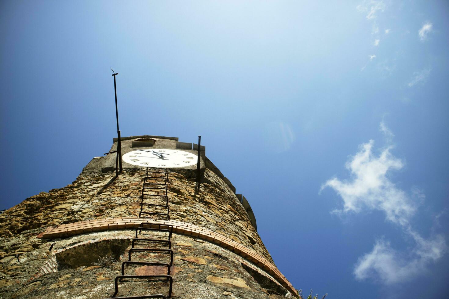 il orologio Torre nel Riomaggiore cinque terre foto