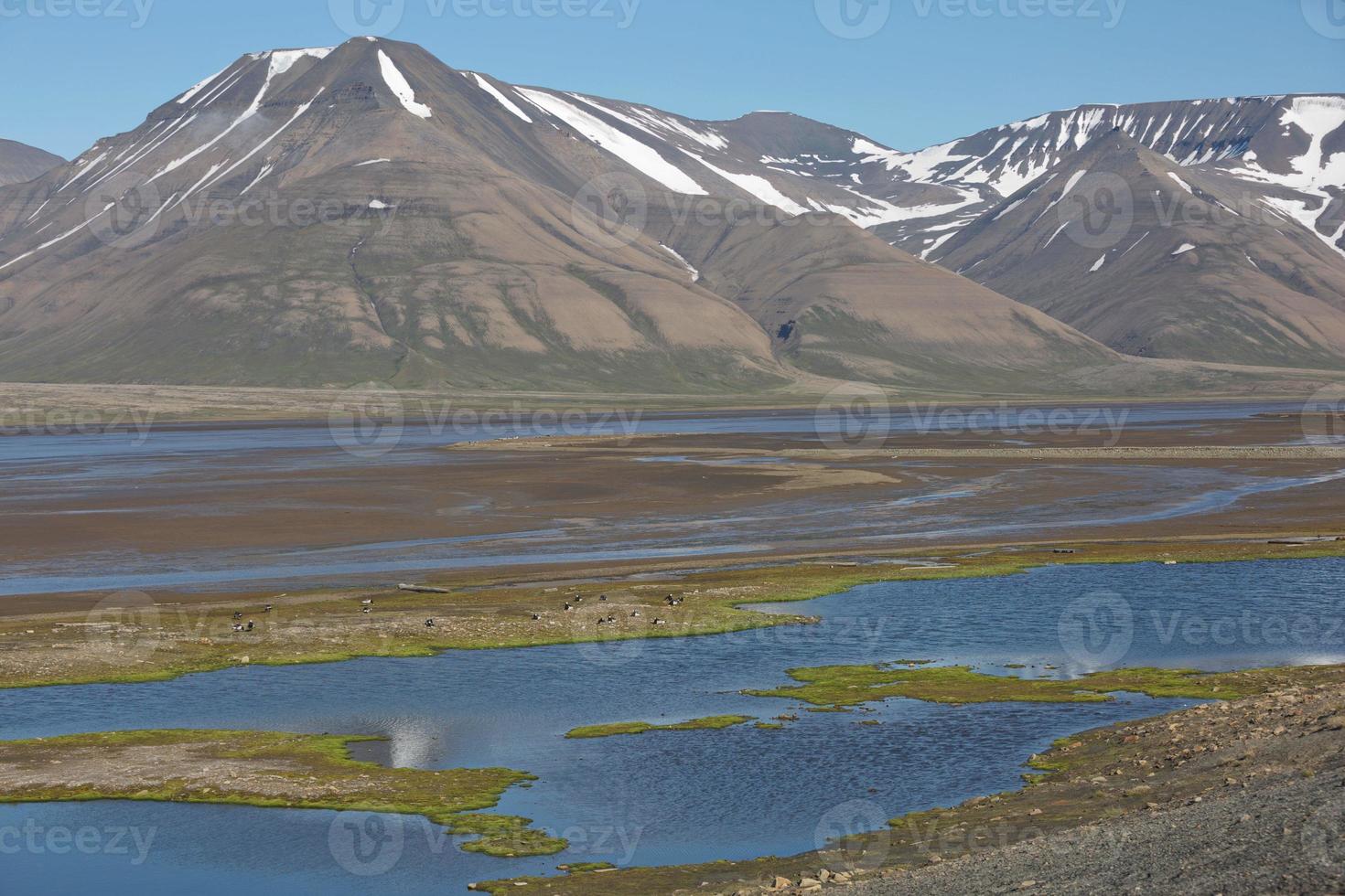 paesaggio vicino a longyearbyen, spitsbergen, norvegia foto