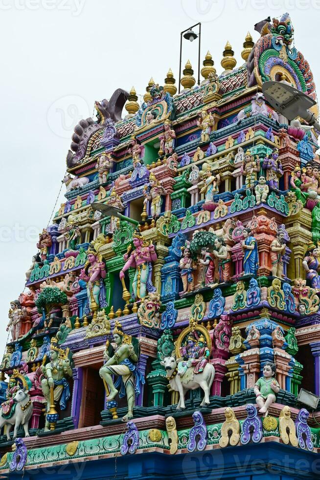 scolpito facciata di il kapaleeshwarar tempio, mylapore, Chennai foto