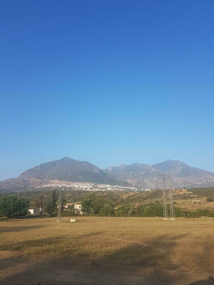 montagne e colline di il città di Chefchaouen foto