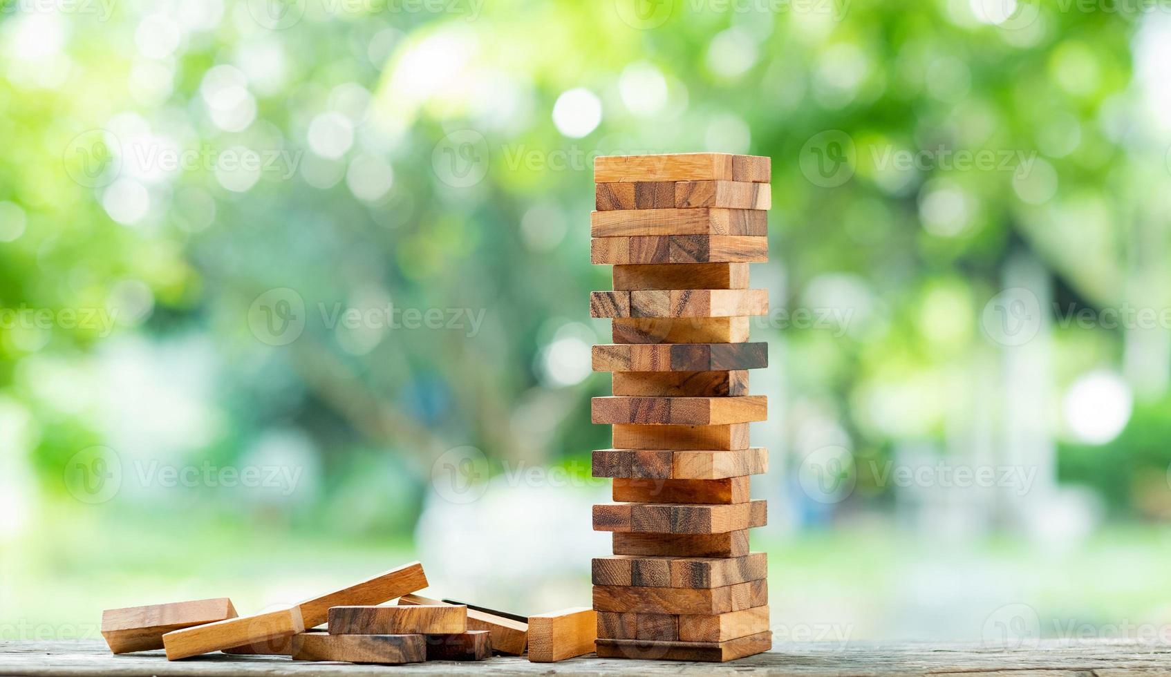 costruire blocchi di legno, piano e strategia foto