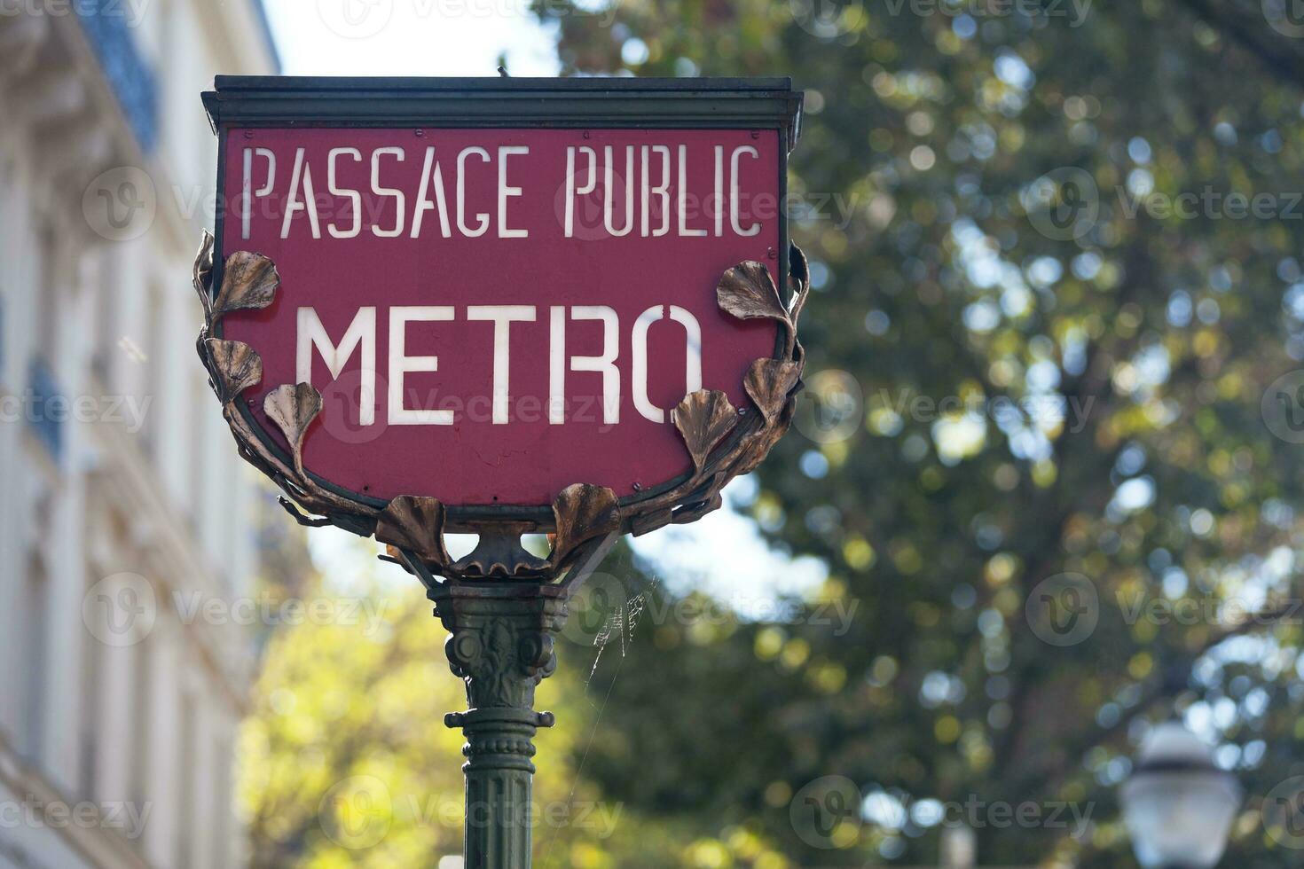 vecchio Parigi la metropolitana cartello foto
