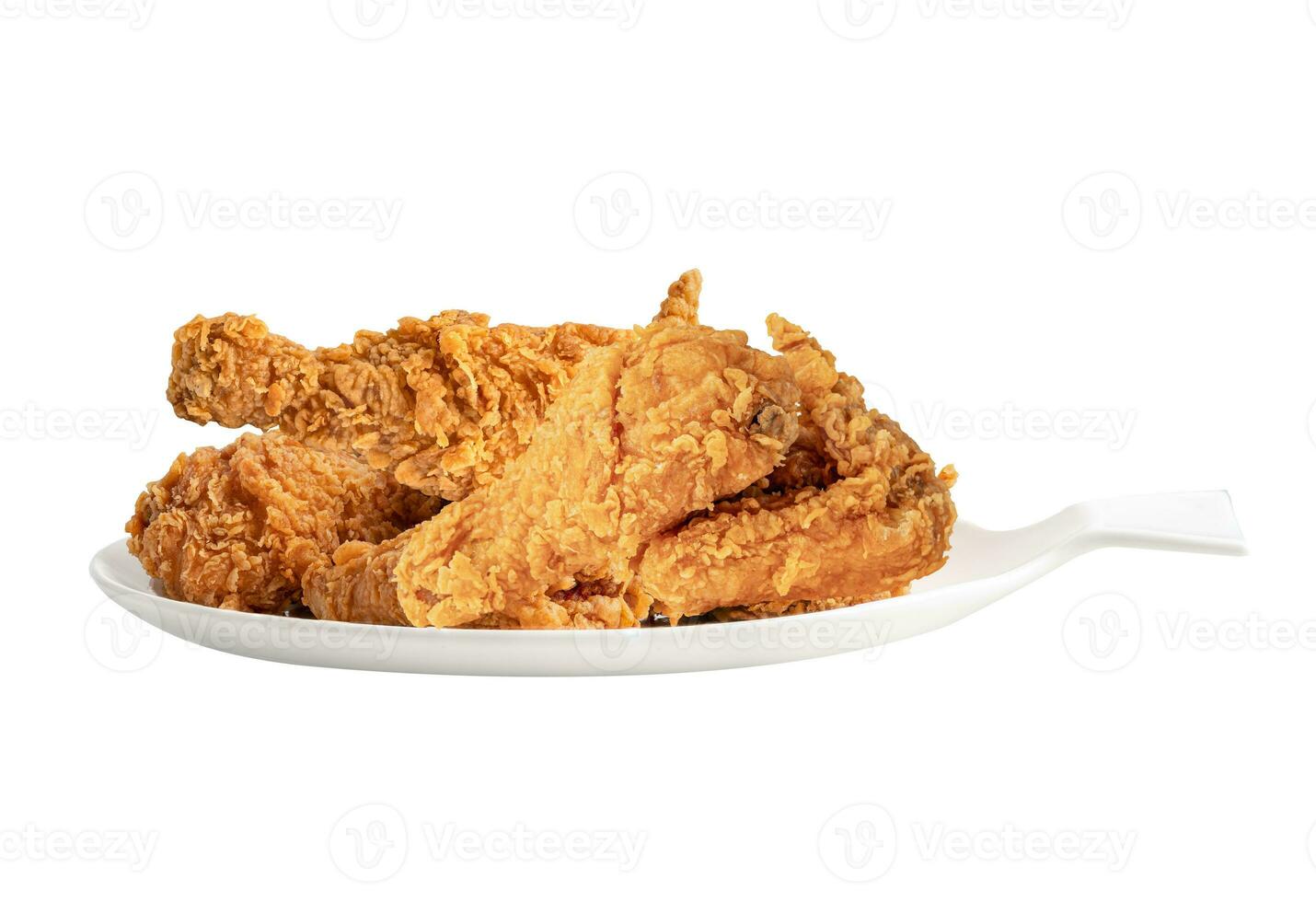 fritte pollo servito su bianca piatto isolato su bianca sfondo, Rifiuto cibo alto caloria. foto