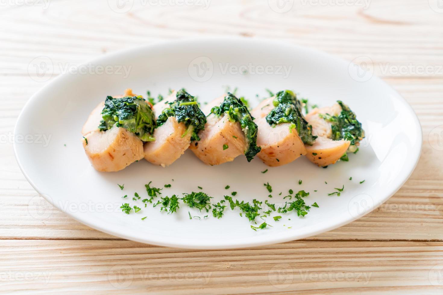 petti di pollo ripieni di spinaci e formaggio foto