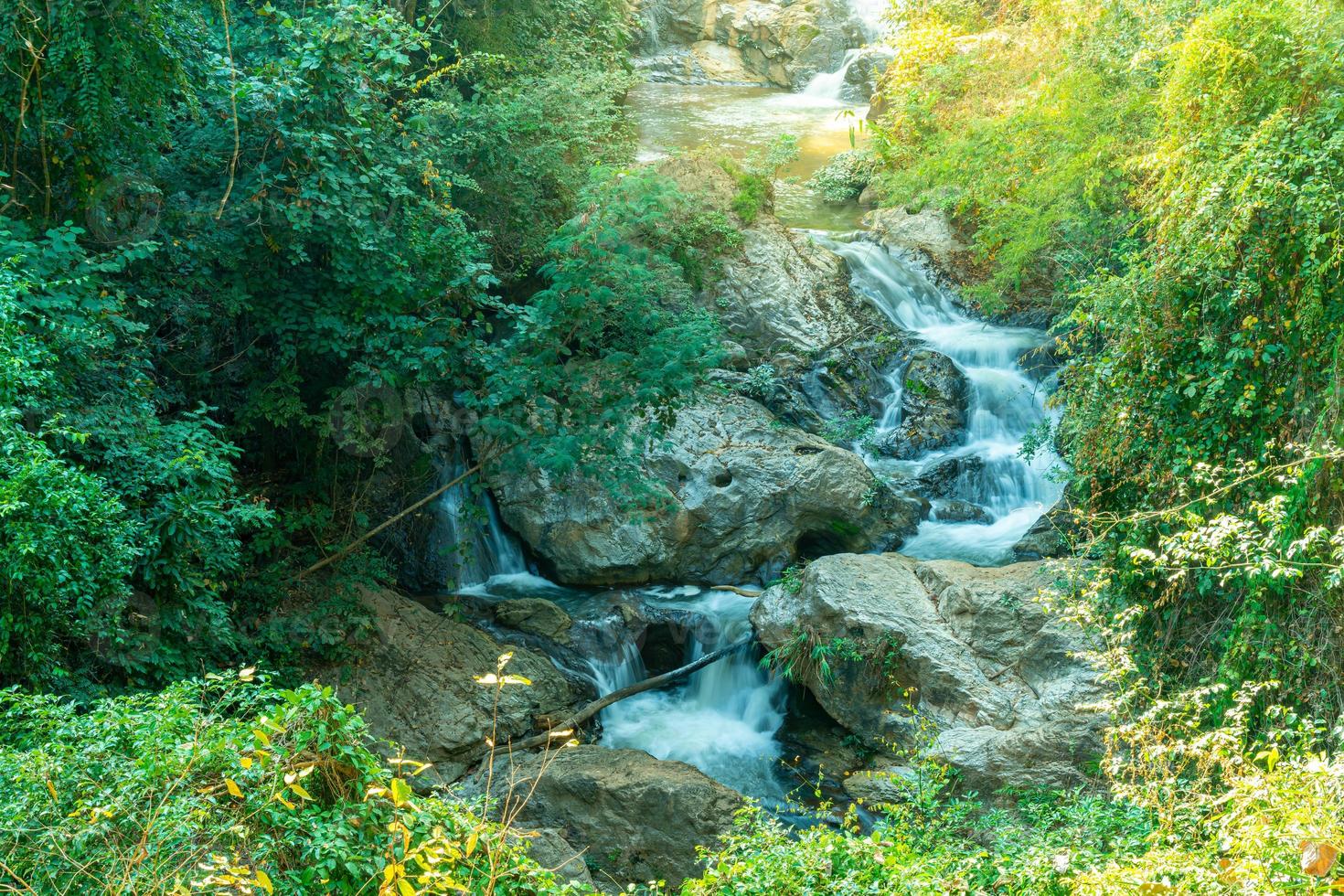 mae sa cascata in thailandia foto