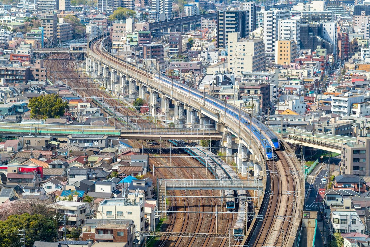 sistema ferroviario e metropolitano di tokyo in giappone foto