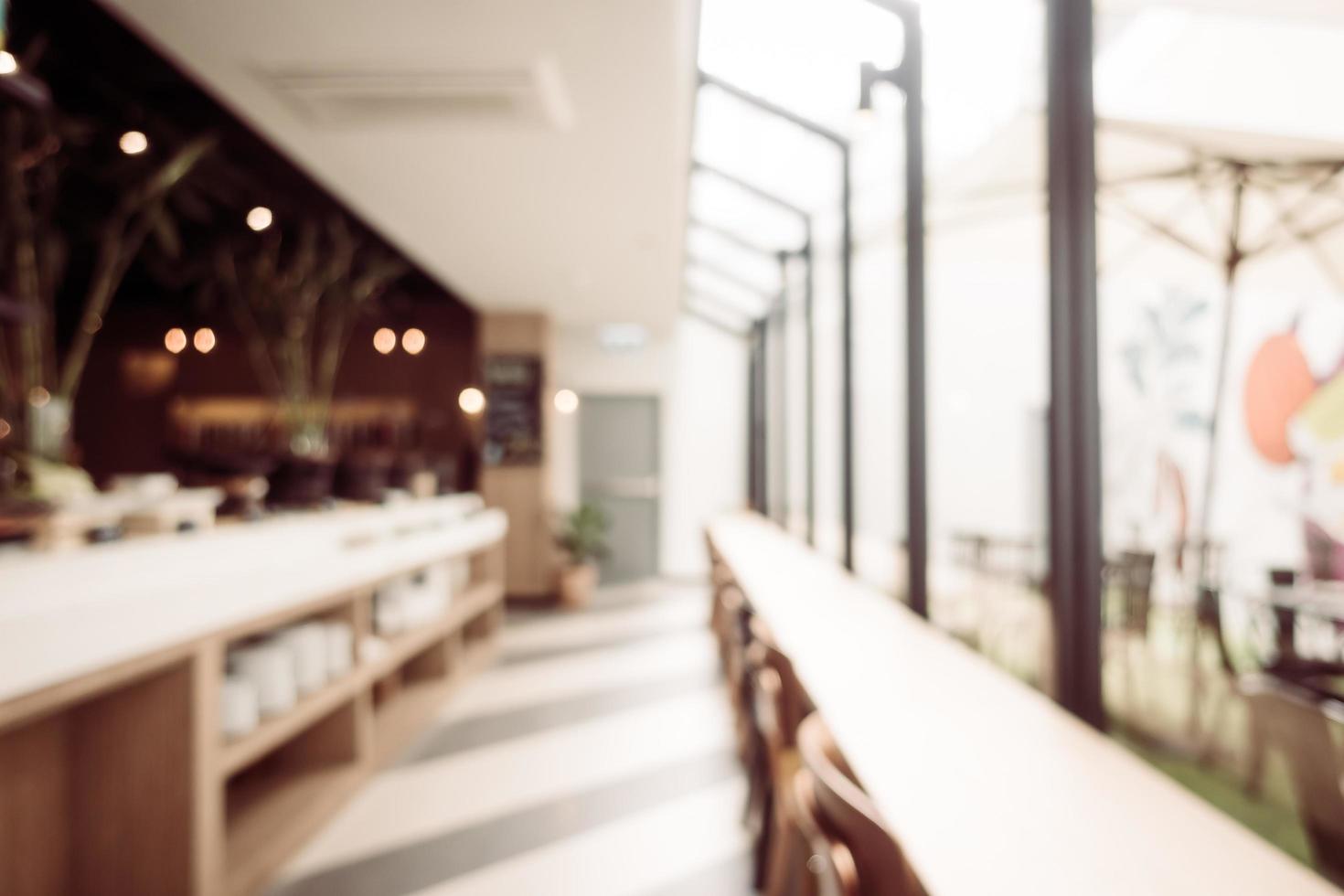 sfocatura astratta e interni sfocati della caffetteria e del ristorante foto