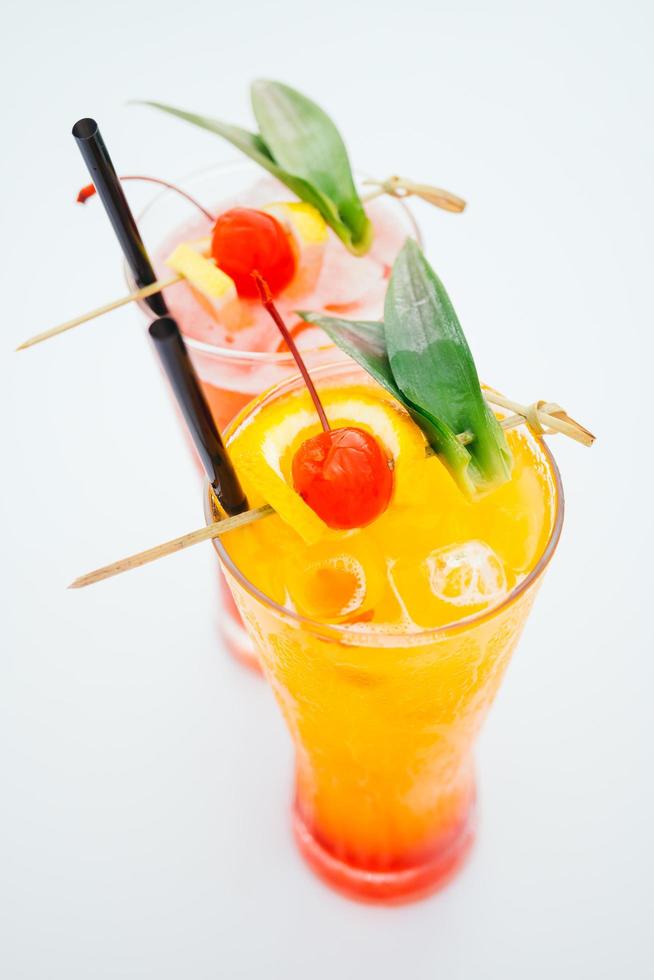 bicchiere da cocktail con ghiaccio ice foto