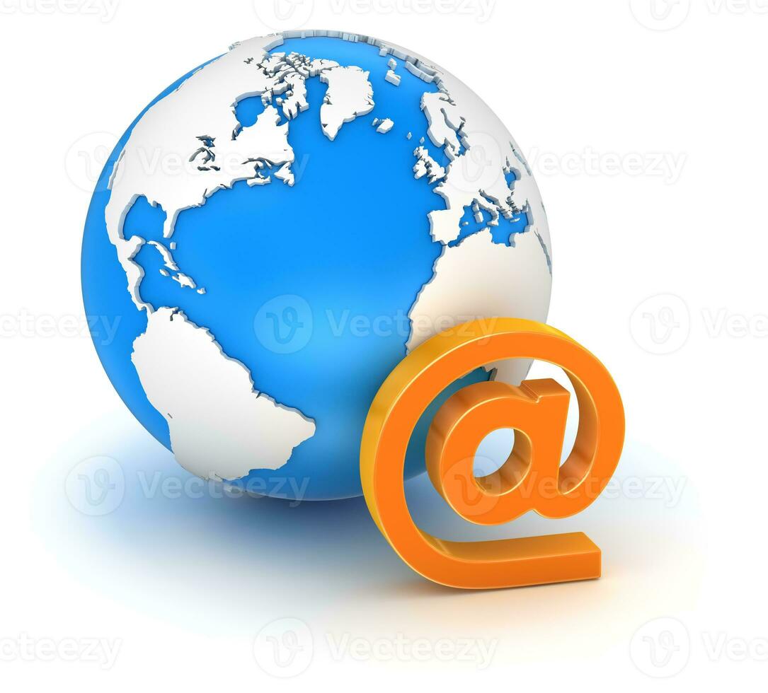 e-mail concetto con carta geografica foto