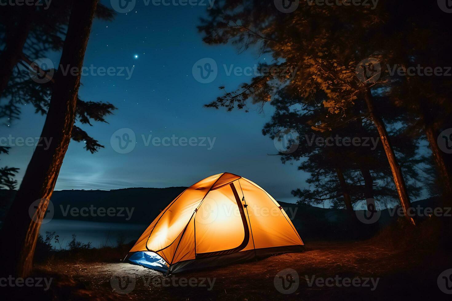 campeggio tenda vicino alberi durante notte tempo foto