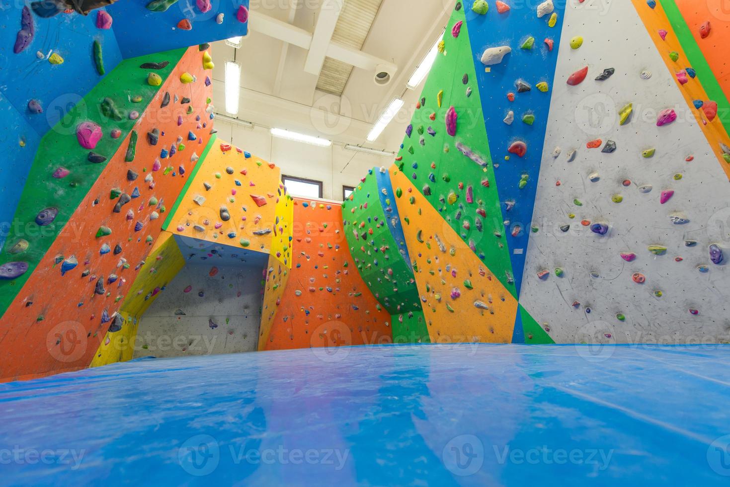 allenamento di arrampicata indoor foto