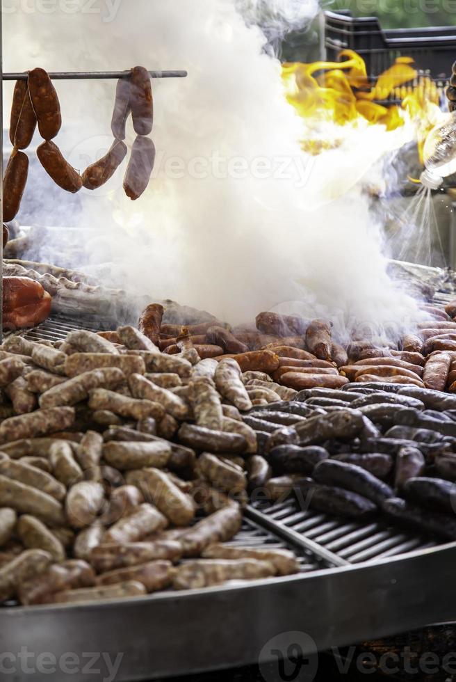 salsiccia alla griglia e sanguinaccio foto