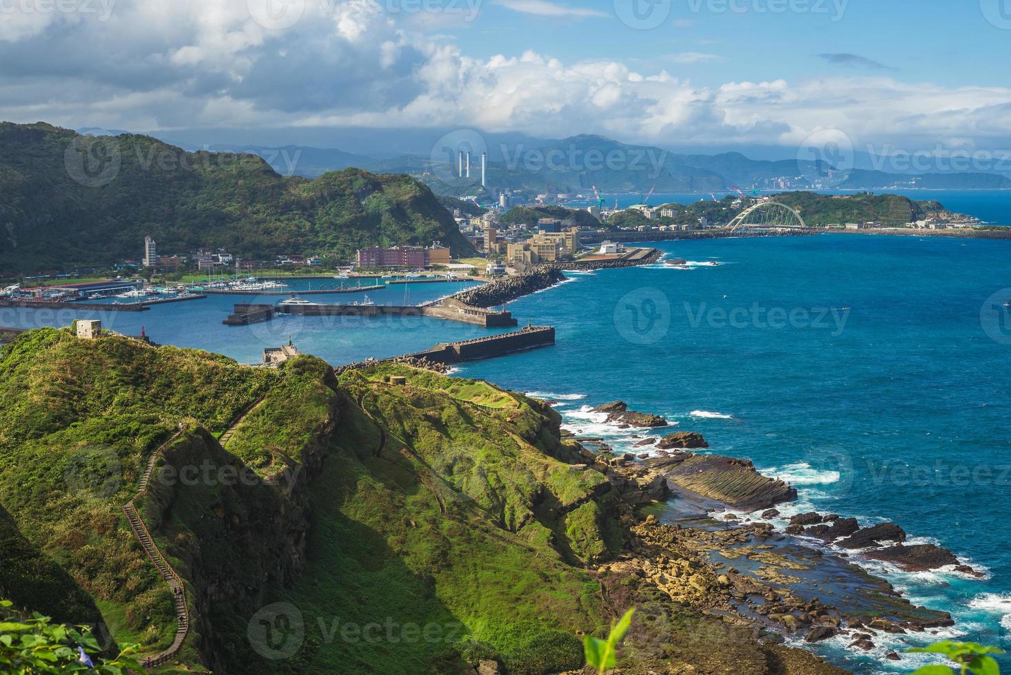 scenario del porto peschereccio di badouzi a keelung, taiwan foto