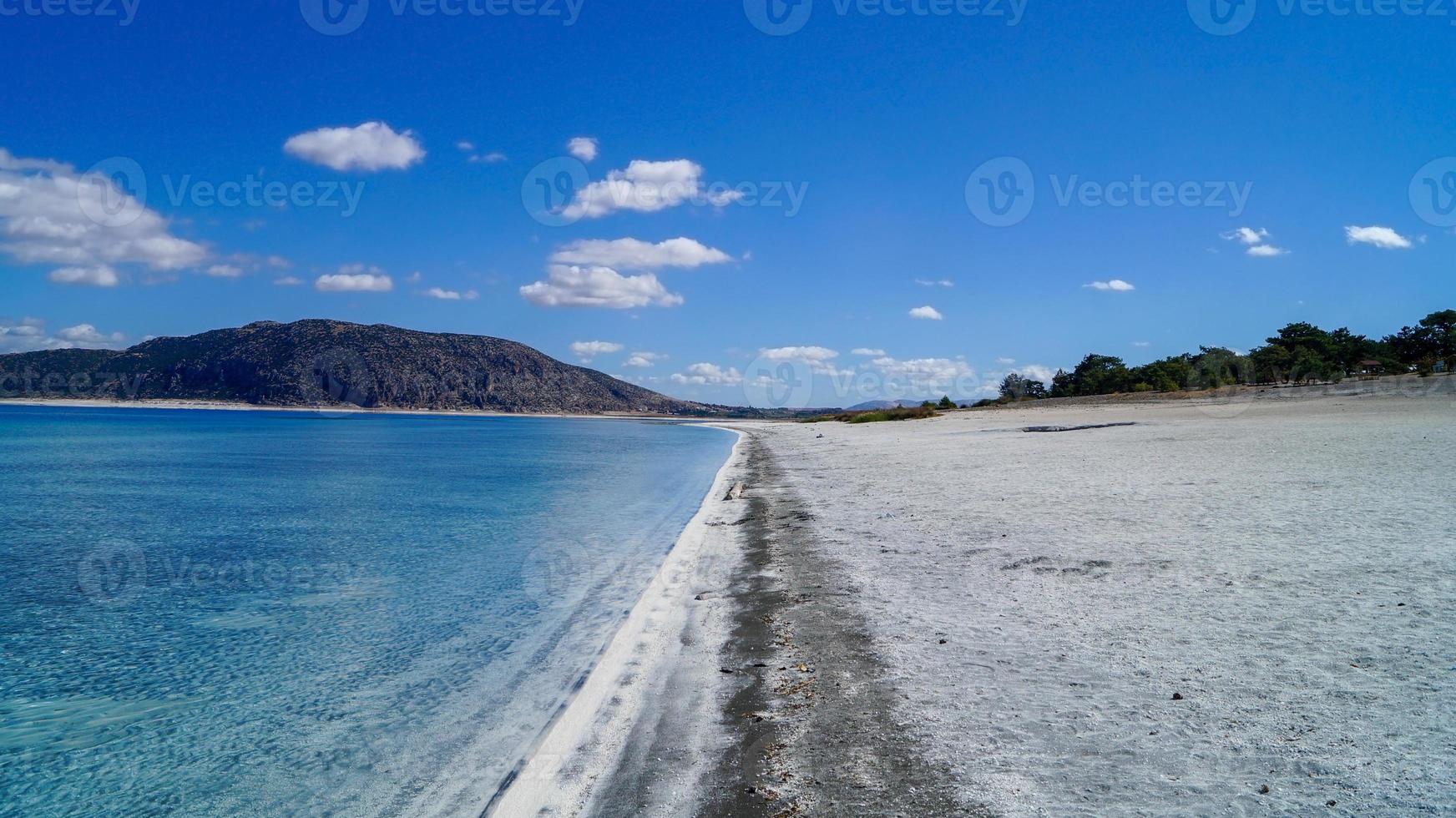 vista sul lago di salda foto