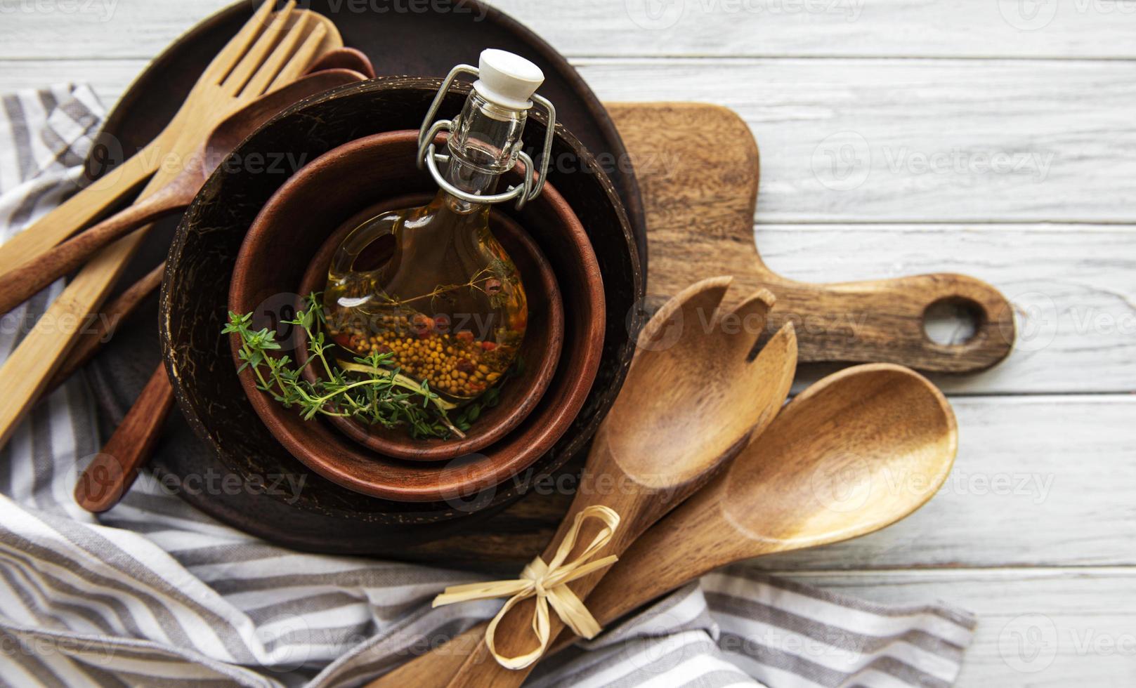 posate in legno utensili da cucina foto