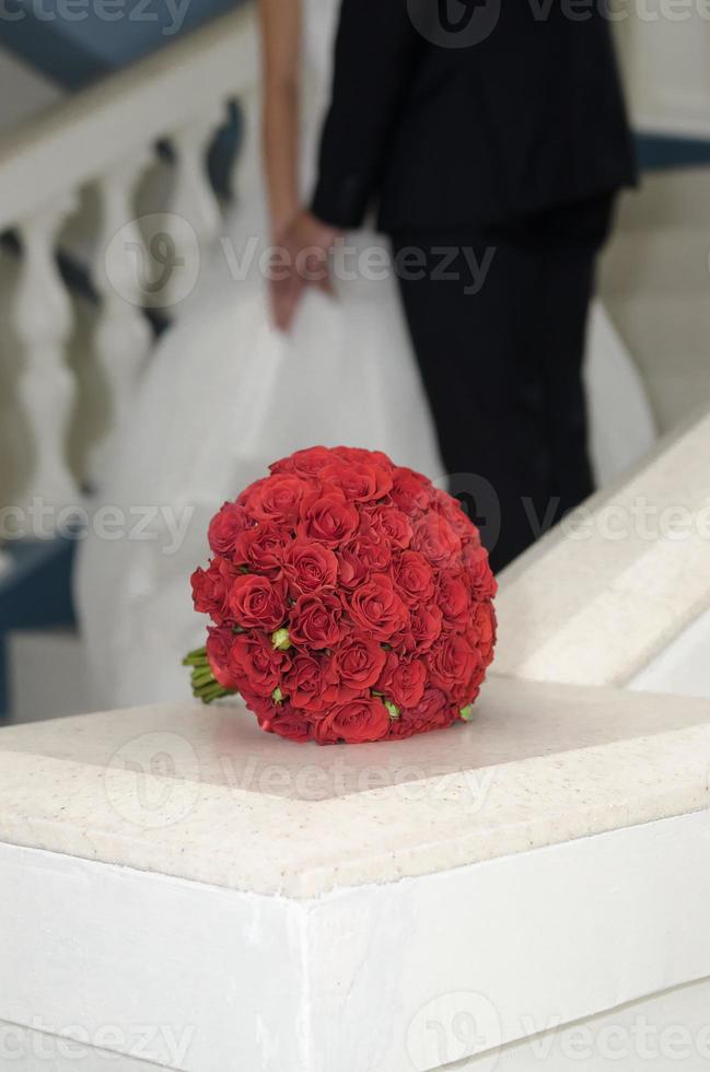 mazzo di rose rosse foto