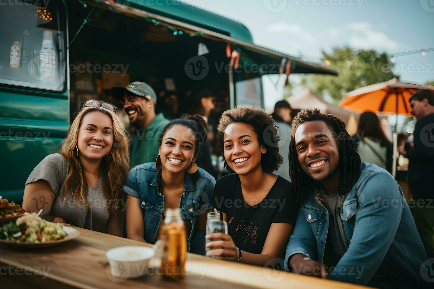 contento giovane multietnico amici mangiare prendere lontano cibo all'aperto nel il città. Festival, Pulce mercato, cibo camion. illustrazione, generativo ai foto