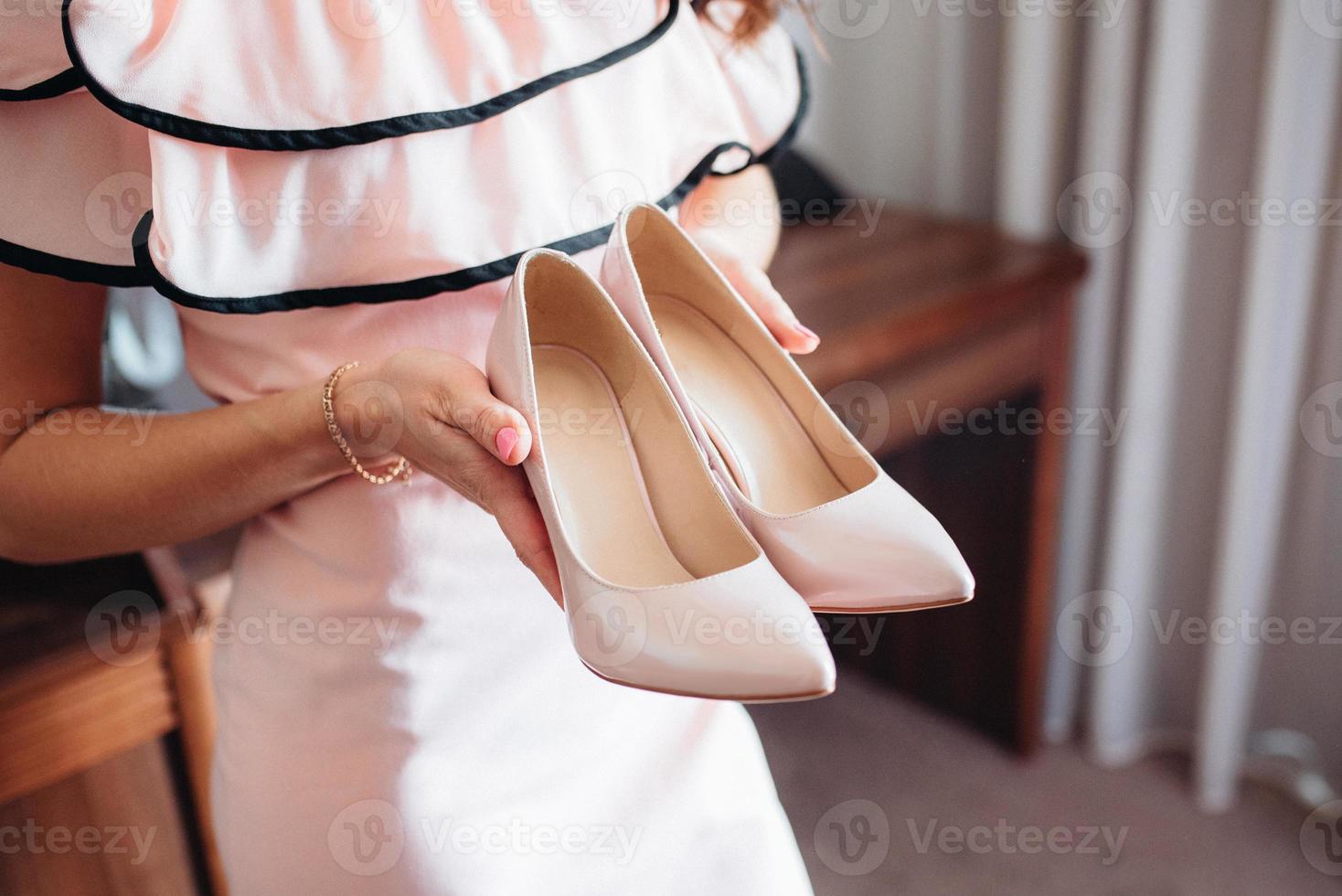 scarpe da sposa della sposa, bella moda foto