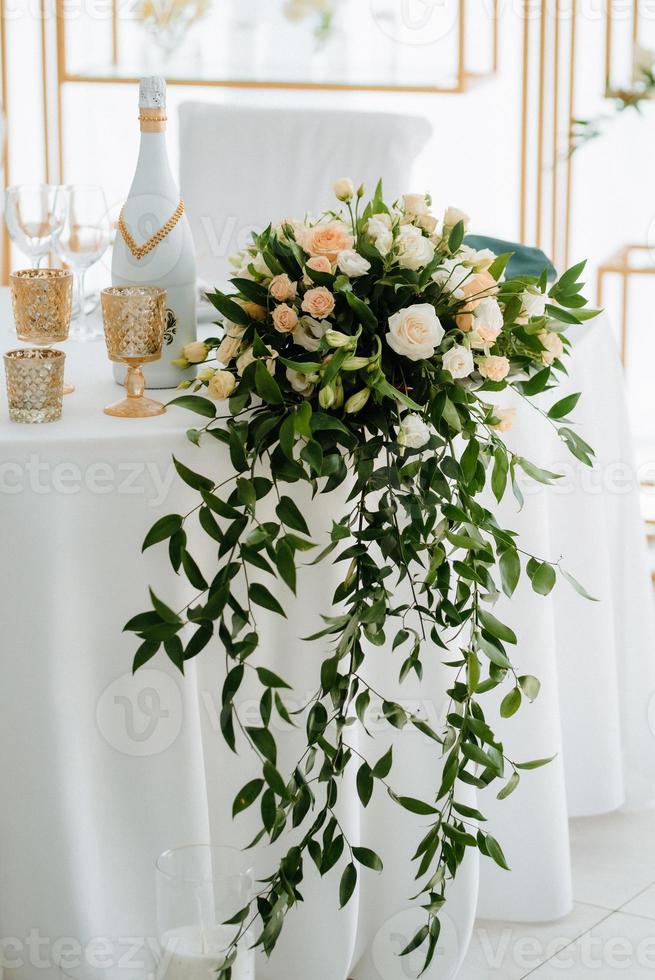 decorazioni floreali per matrimoni foto