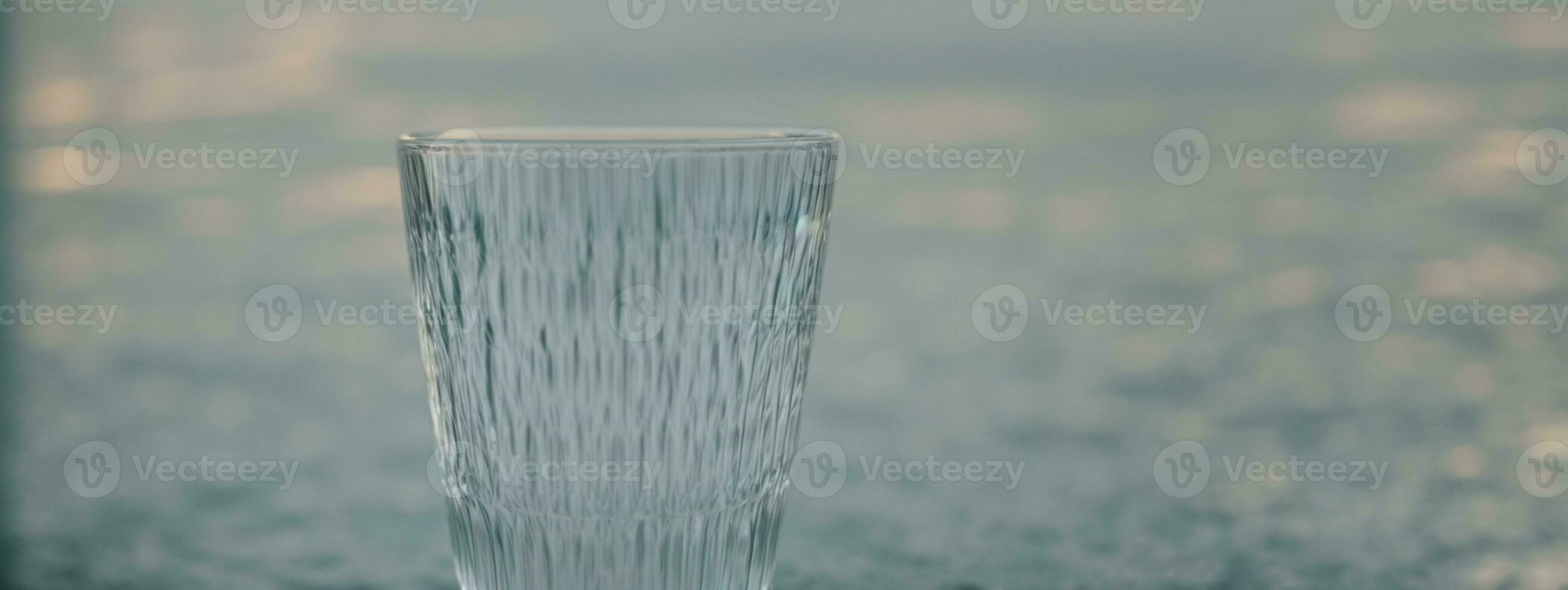 acqua bicchiere. ai generato foto