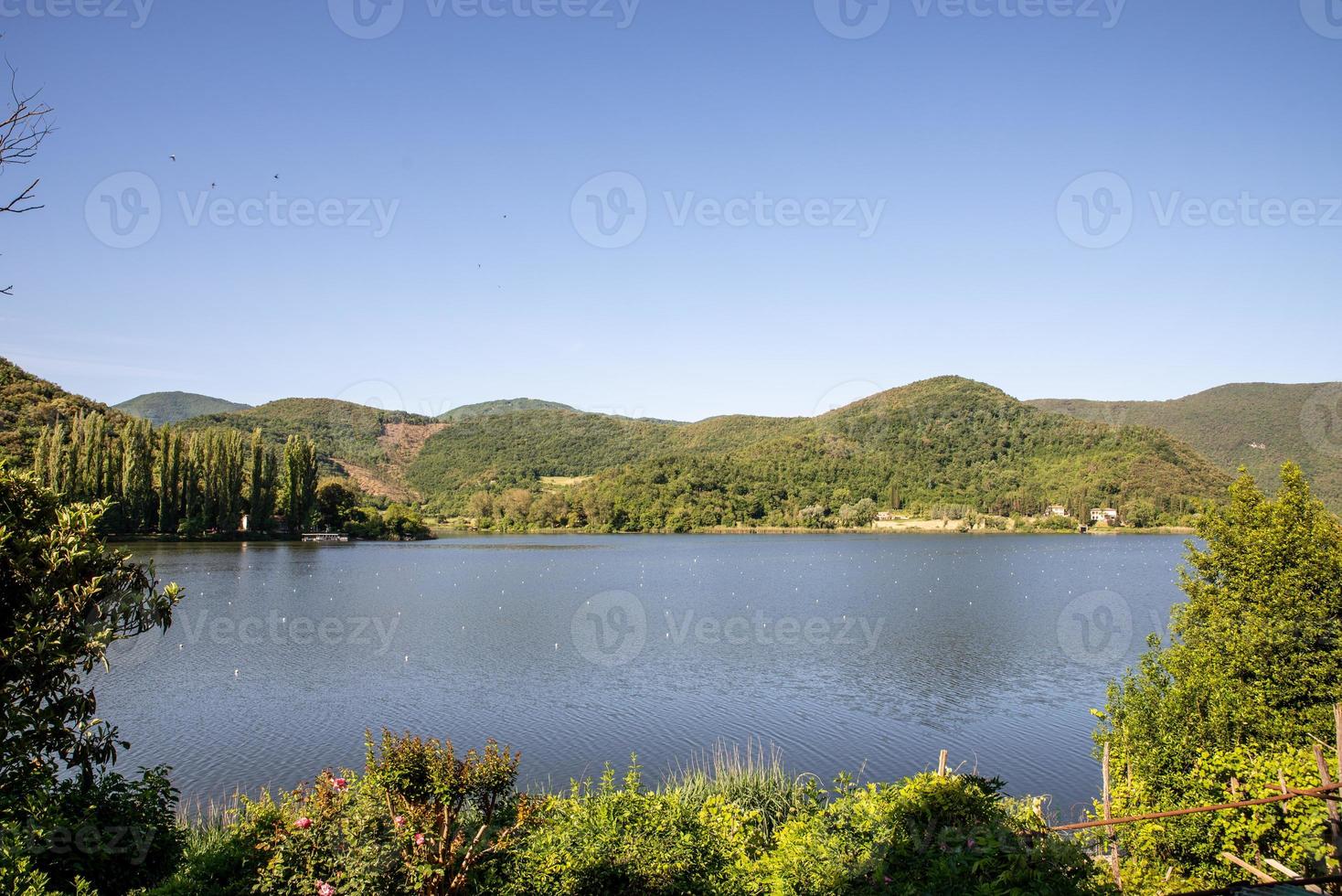 Lago di piediluco o marmore in provincia di terni, italia, 2020 foto